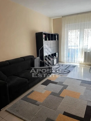Apartament de vanzare,decomandat,2 camere + parcare, Aradului,Tmisoara