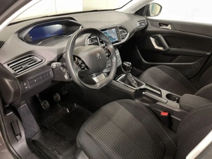 Peugeot 308 - imagine 5