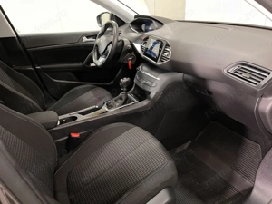 Peugeot 308 - imagine 10