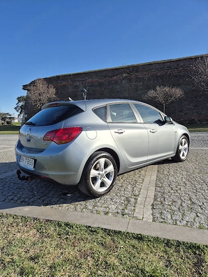 Opel Astra J Enjoy - imagine 3