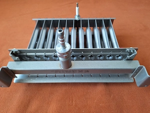 Arzator pentru centrala Ferroli inclusiv adaptor pentru butelie gaz, + Electrod de aprindere