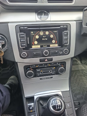 Volkswagen Passat, B7, 2.00 TDI - imagine 5