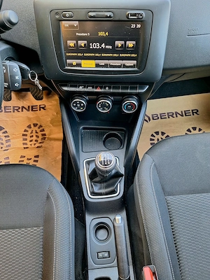 Dacia Duster 1.6 BENZINA*4x2 Laureate - imagine 6