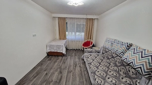 Vand Apartament 3 camere