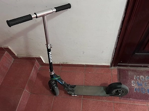 Trotinetă Razor Air A5 - roți cu cameră de aer