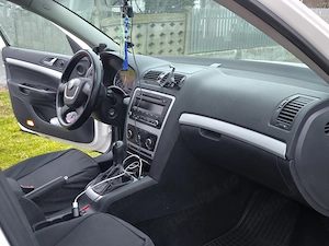 Skoda Octavia Facelift 2010 - imagine 6