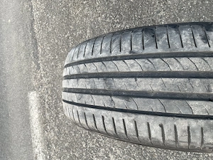 Vând 2 cauciucuri 225/60/17 - imagine 2