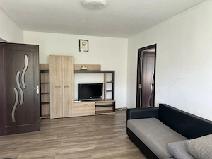 Proprietar închiriez apartament  - imagine 5