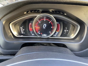 Volvo V40 D4 190CP | Panoramic | Harman Kardon | Istoric + CarVertical | Direcție nouă GARANȚIE - imagine 6