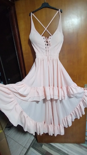 Rochie scurta,cu trenă - imagine 3