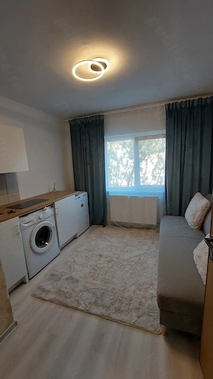 Proprietar vand garsoniera zona Soarelui