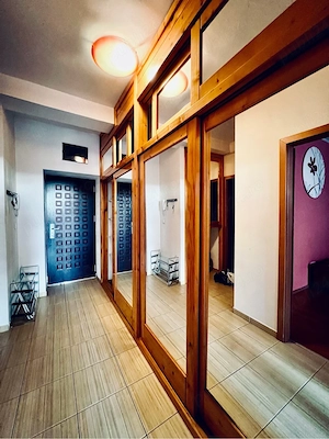 Proprietar inchiriez apart. tip STUDIO, bloc NOU, Complex Studentesc. - imagine 8