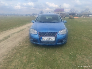 Vând Golf 5 motor de 1.6 benzina an 2005  - imagine 3