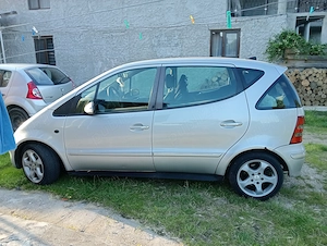 Mercedes A160 an fabricație 2003 - imagine 4