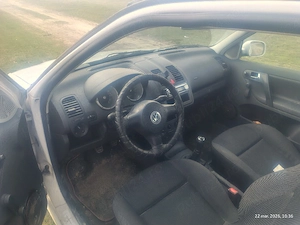 Vând Golf 5 motor de 1.6 benzina an 2005  - imagine 2