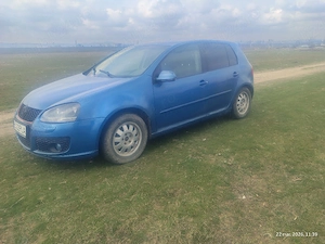 Vând Golf 5 motor de 1.6 benzina an 2005  - imagine 4