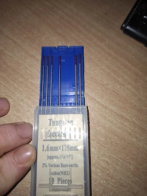 Electrozi tungsten 55 bucati, diverse marimi si culori