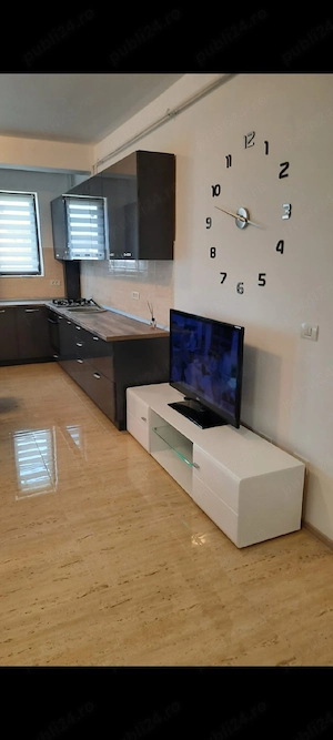 inchiriez apartament 2 camere