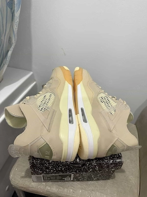 Jordan 4 Off White Sail - imagine 3