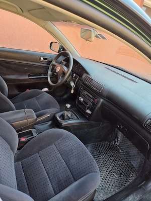 Vând VW Passat 1.9 TDI + inca 1 passat radiat pt piese - imagine 5