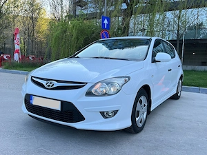 Hyundai i30 face lift 2011 1.4benzina euro 5 - imagine 3