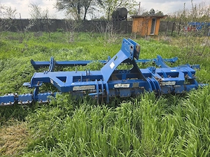 vânzare remorca transport personal si terra cu 28 de discurii  - imagine 3