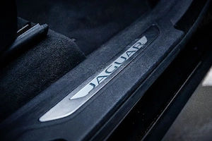 Vând sau schimb Jaguar F Pace 2017 3.0D V6 300cp - imagine 8