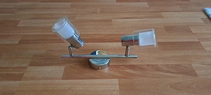 Corp de iluminat de tavan cu 2 lumini de la marca Liv&Bo