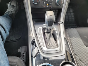 Ford Mondeo 2015 decembrie automat 180cp - imagine 2