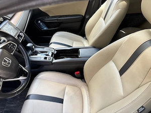 Honda 10 2019 Executive Full Options - imagine 4