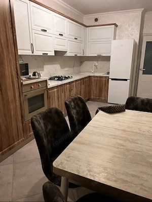 Apartament o camera- Zona Lipovei - imagine 3