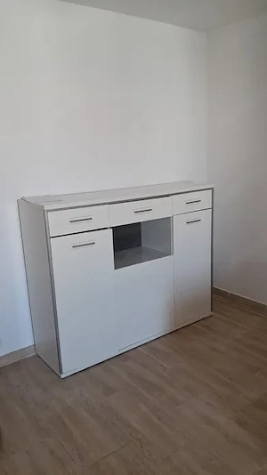 garsoniera dristor-metrou la scara blocului - imagine 2