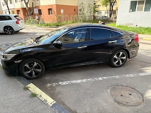 Honda 10 2019 Executive Full Options - imagine 7