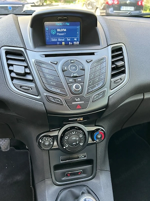 Ford Fiesta 2016 diesel - imagine 7