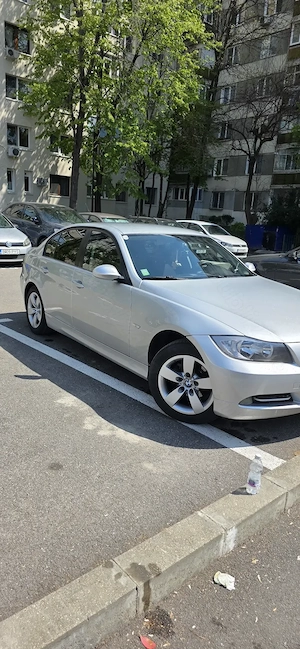 Vând bmw318i 2006 benzina