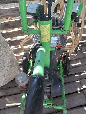 Aparat de muls vaci - imagine 2