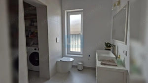 Casa superba la cheie, panouri fotovoltaice, central Dezmir - imagine 11