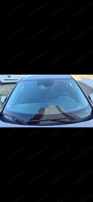 Hyundai Elantra 2021 - imagine 8