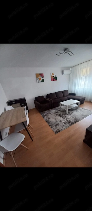 Proprietar închiriez apartament 2 camere decomandat 