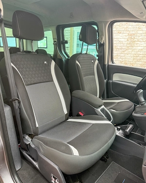 RENAULT KANGOO 1,5 Diesel . An 2015 . 5 Locuri RAR+ITP . Garantie 12 luni . Buy-Back . Livrare  - imagine 16