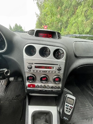 Alfa Romeo 156 facelift - an 2003  - imagine 5