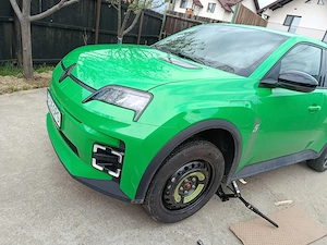 Roată rezervă slim Renault 5 2025 cu  roți R18