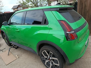 Roată rezervă slim Renault 5 2025 cu  roți R18 - imagine 2