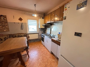 inchiriez apartament doua camere Aradului  - imagine 11