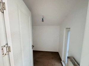 Super Vila în Roșu , 161 mp construiti, 2 garaje acoperite , duplex Apeductului  - imagine 3