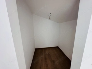 Super Vila în Roșu , 161 mp construiti, 2 garaje acoperite , duplex Apeductului  - imagine 13