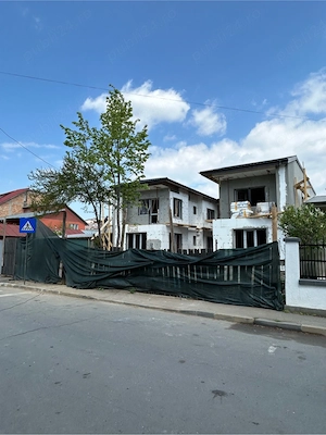 Casa Vila Militari Apusului  parter+etaj 