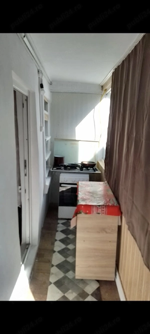 Ap. 2 cam.D, Copou 300 eur. 