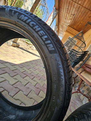 Anvelope Michelin 245 40 R18 M+S 2025 săptămâna 20. - imagine 4