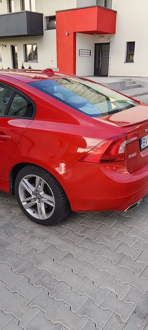 Vând volvo s60 d5 2.4 diesel 2015 215CP  - imagine 8